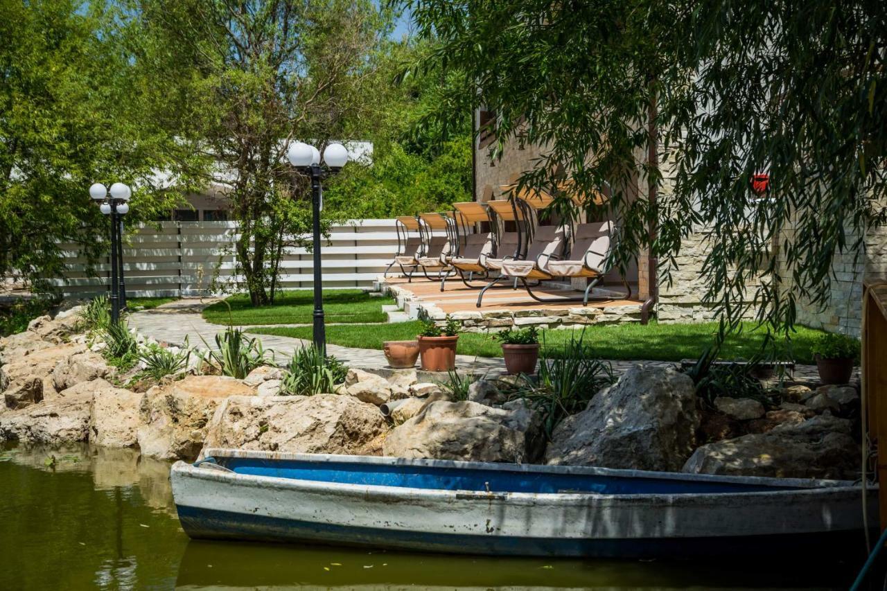 Viilalac Hotel Venus Bagian luar foto
